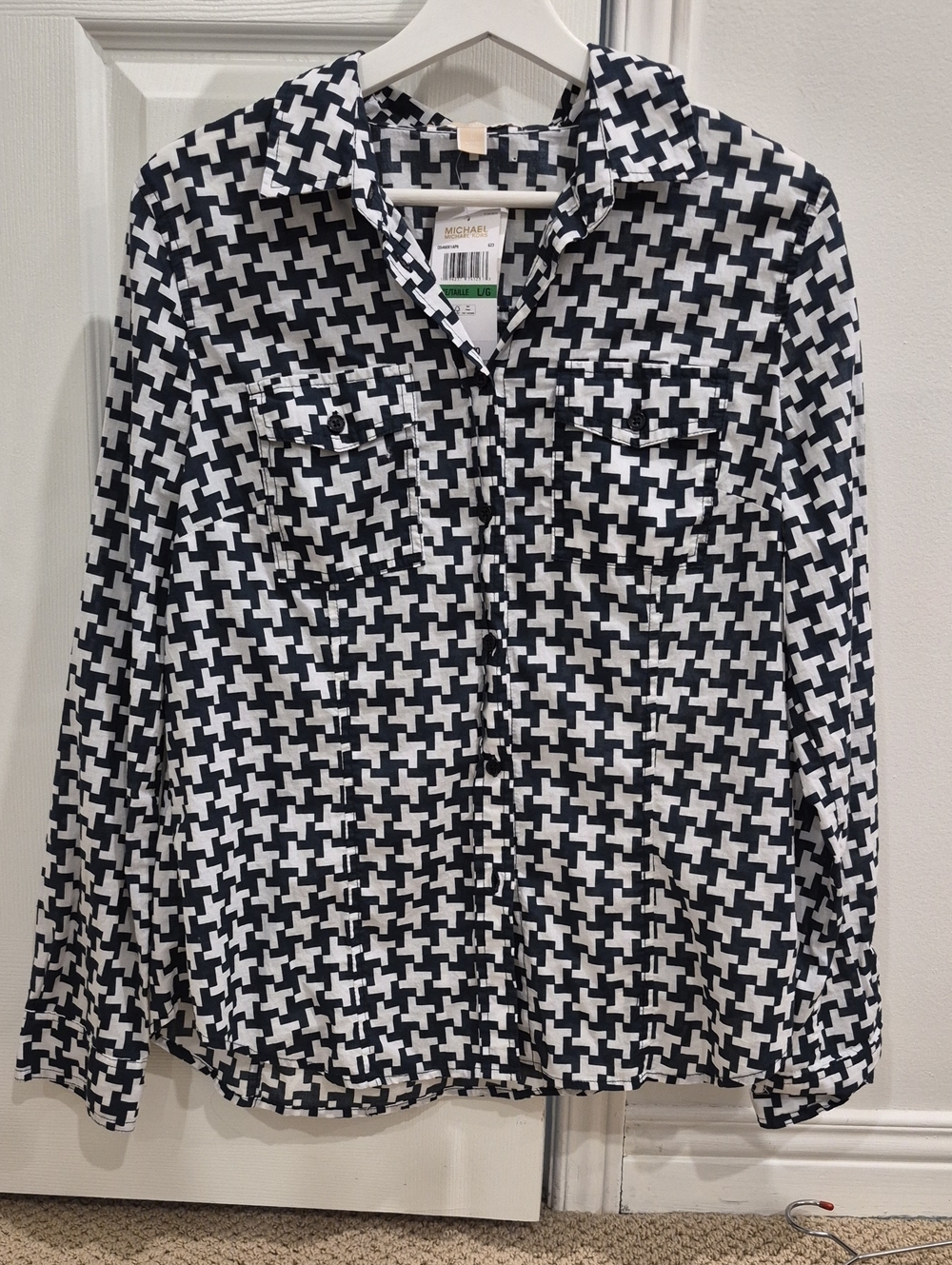 Michael Kors Black & White Houndstooth Button-Front Shirt